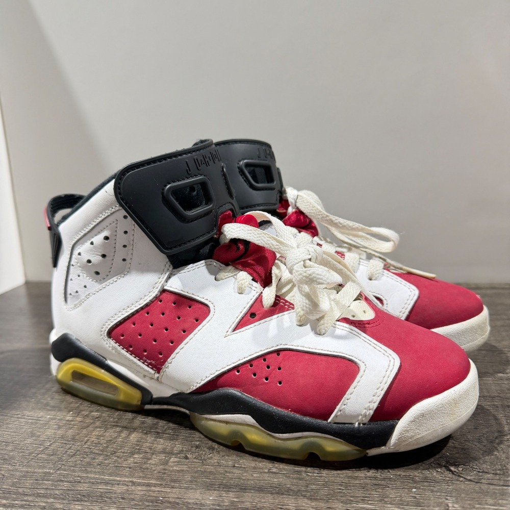 Jordan 6 Retro Carmine Kids 4.5Y White Red Basketball Sneaker Streetwear GUC*